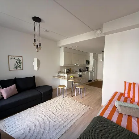 33m2 Sauna Wifi Parkkipaikka *