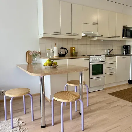 Keskustan Helmi Saunalla 33m2 Ilm P-paikka *