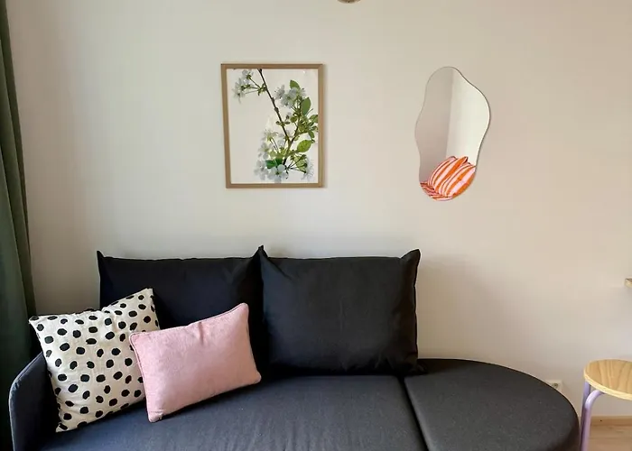 Keskustan Helmi Saunalla 33m2 Ilm P-paikka アパート