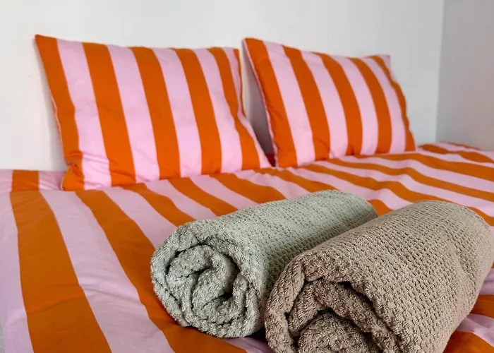 Keskustan Helmi Saunalla 33m2 Ilm P-paikka Lägenhet *